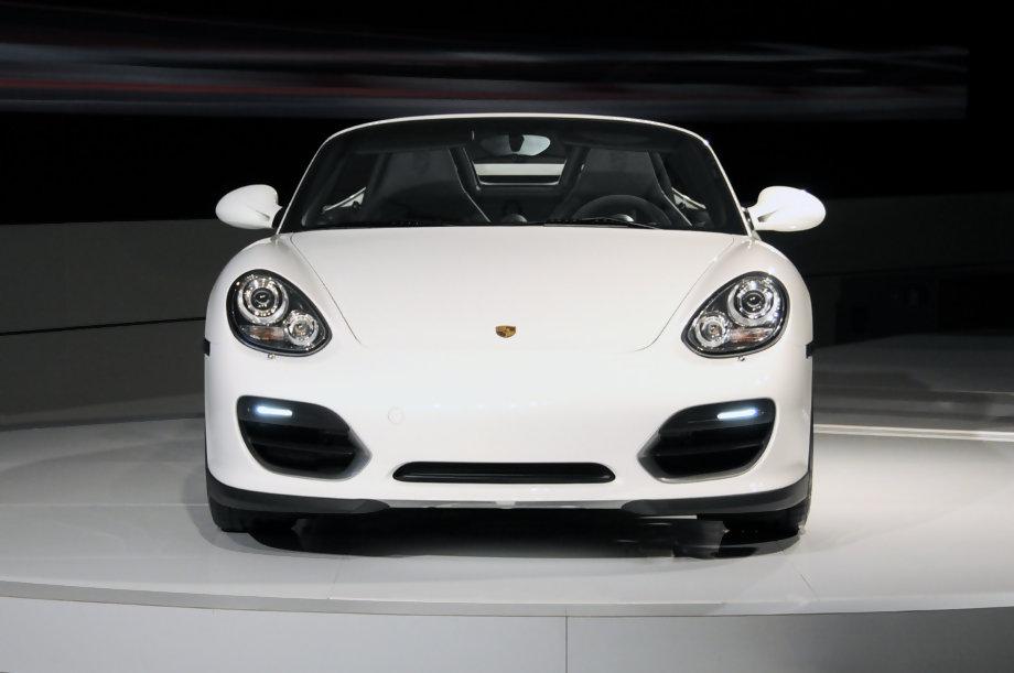 Debut for the new Porsche Boxster Spyder at LA 2009