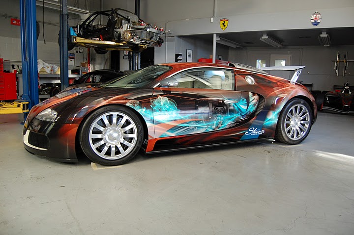 Bugatti Veyron by SkinzWraps